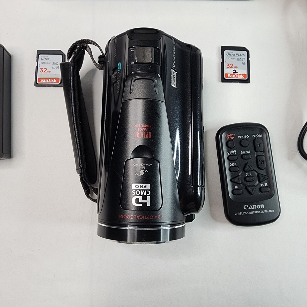 Canon VIXIA HF M40 HD Camcorder 10x Optical Zoom 16GB Internal Memory Kit Black - Picture 4 of 16